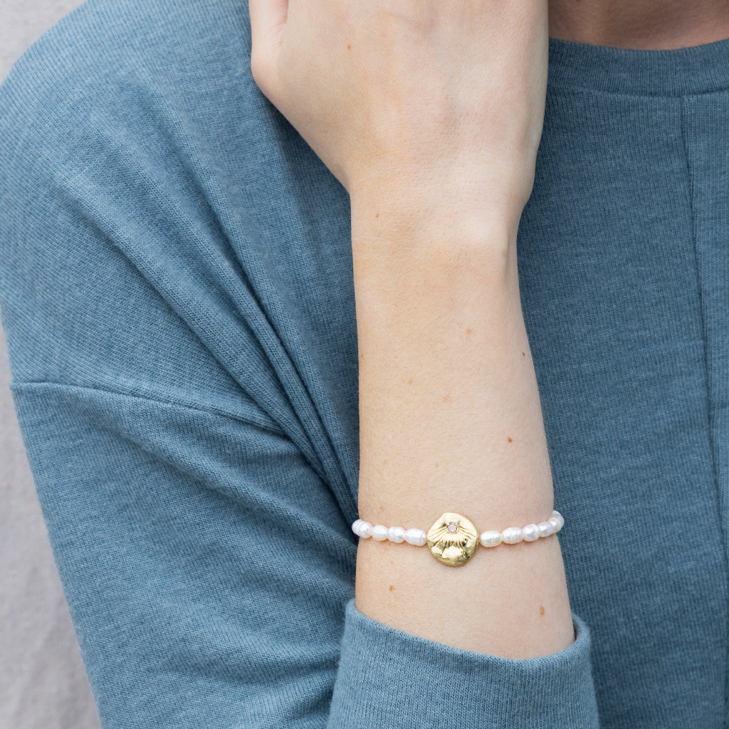 Pearl Affirmation Bracelet-Love