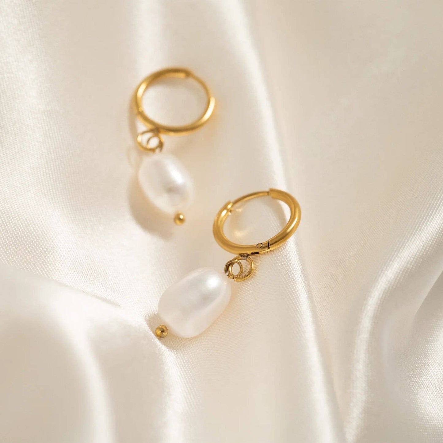 Freshwater Pearl Huggie Earrings