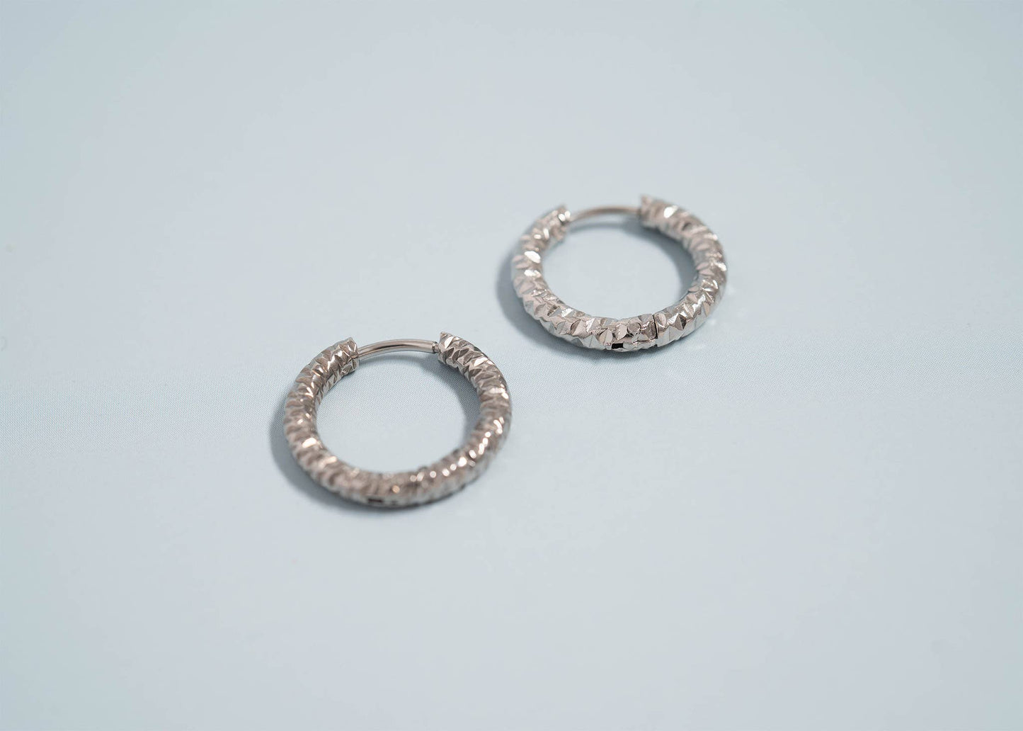 18K Gold PVD Stainless Steel Textured Huggie Hoop Earrings 15mm
