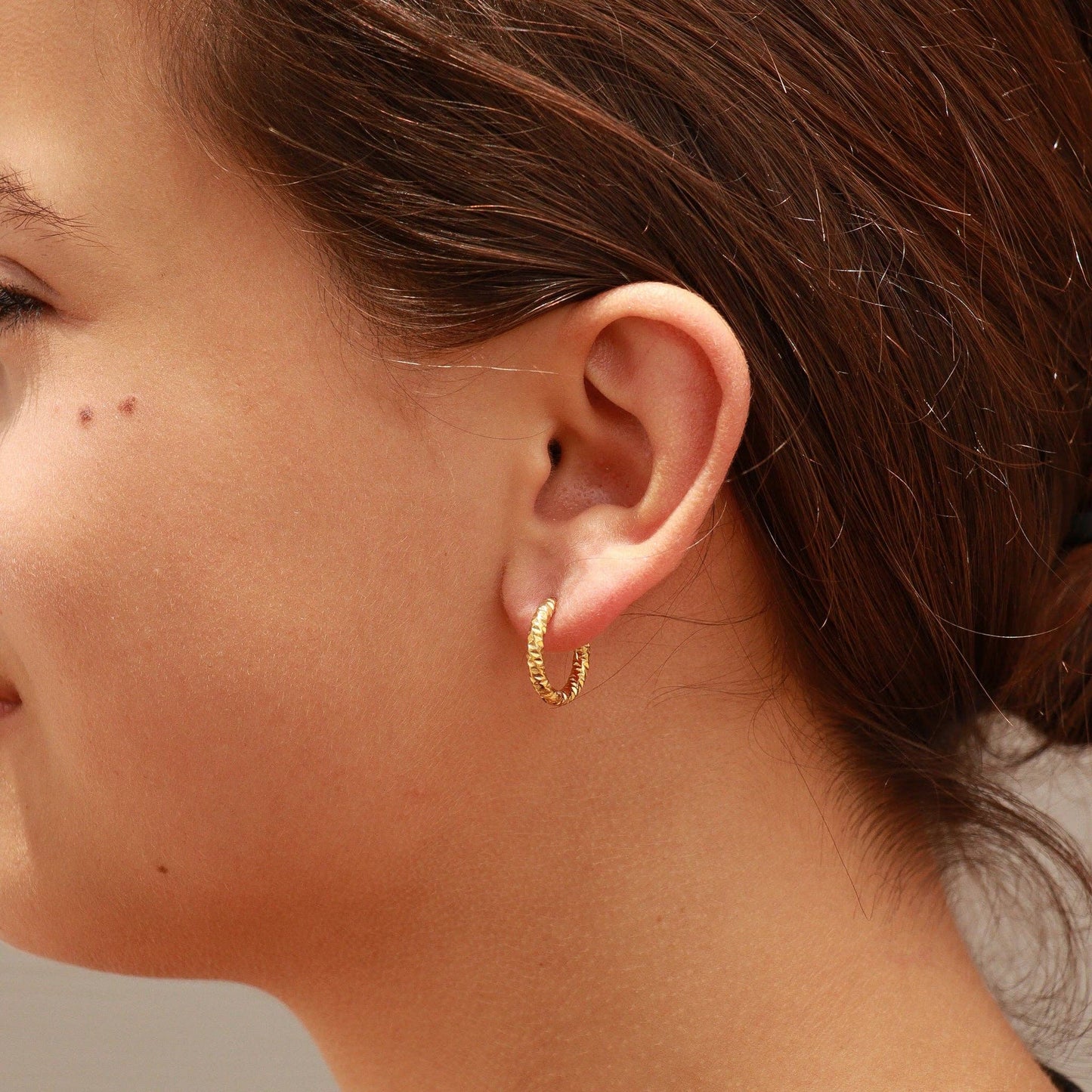 18K Gold PVD Stainless Steel Textured Huggie Hoop Earrings 15mm