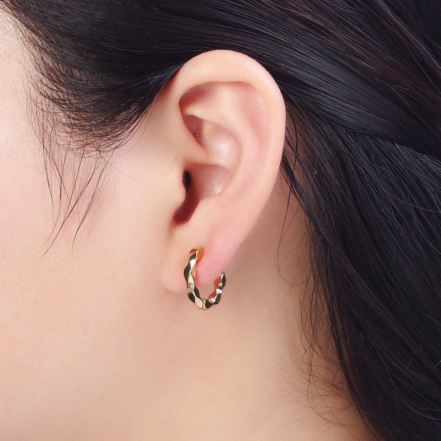 Edge Luxe Hoops