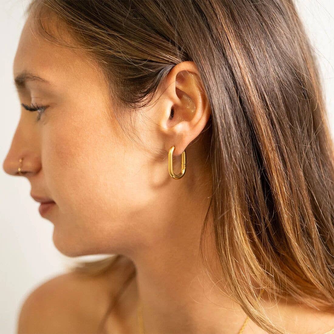18K Gold PVD Stainless Steel Oval Huggie Earrings: Stainless / 15mm